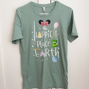 Happiest Place on Earth Disneyland Tee size Small